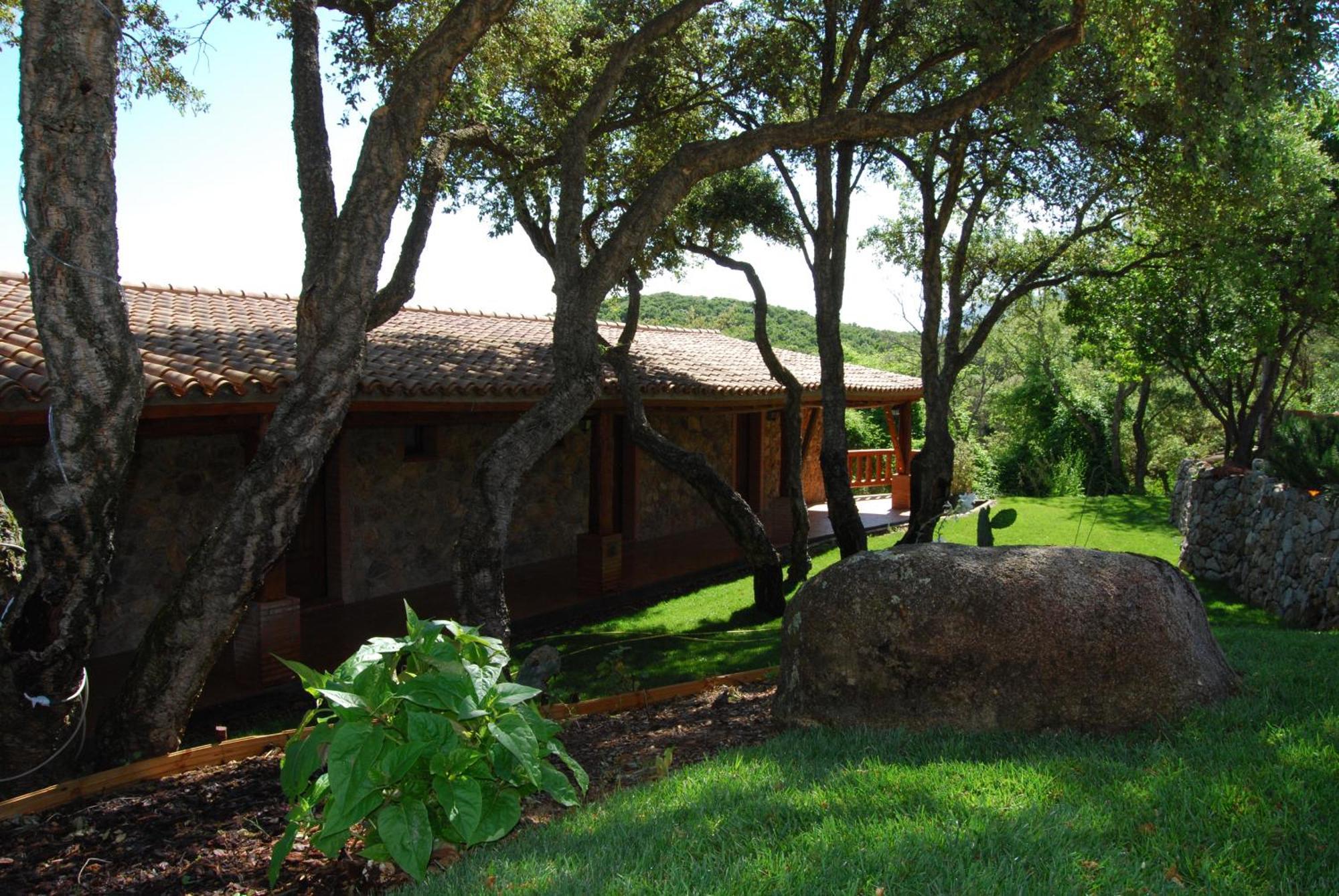 La Quercia Guest House Арбус Екстериор снимка