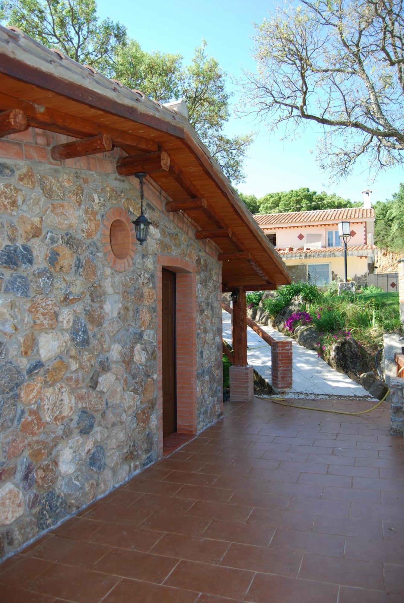 La Quercia Guest House Арбус Екстериор снимка