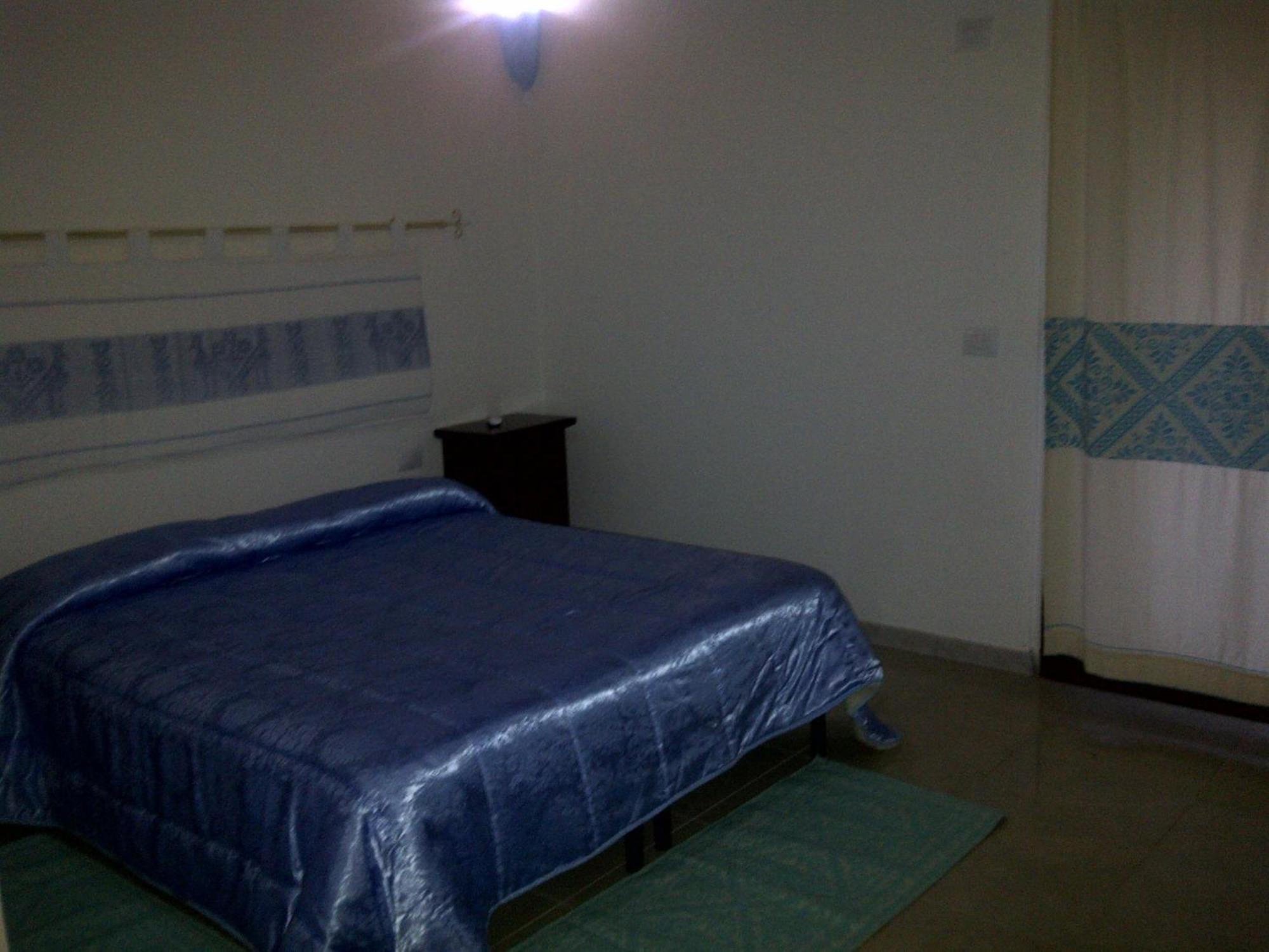 La Quercia Guest House Арбус Екстериор снимка